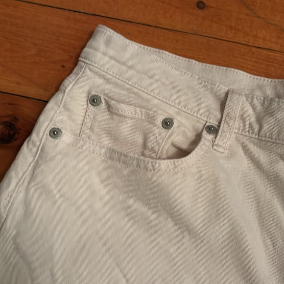 Gap size 29 blush pink high rise denim shorts. Boho, 90s, neutral, coast… - Picture 3 of 5